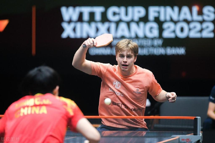 波兰队逆转中国队,奥恰洛夫点燃赛场 波兰队逆转中国队,奥恰洛夫点燃赛场